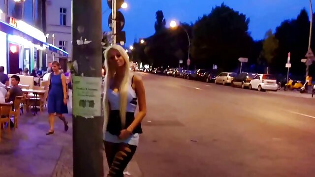 Toerana tena : Inked Stud mavitrika pounds blonde andriamanibavy amin'ny tonga lafatra tratra Sarimihetsika ho an'ny olon-dehibe